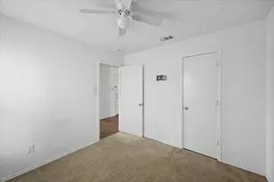 821 Green Heath Ave, Fort Worth, TX 76120 - Photo 26