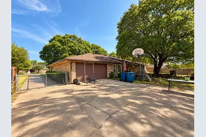 1128 Post Oak Lane, DeSoto, TX 75115 - Photo 14