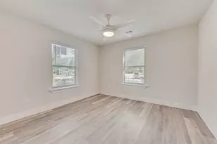 7101 Fairdale Ave, Dallas, TX 75227 - Photo 22