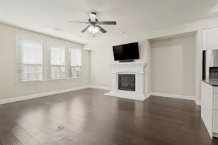 4412 Fisk Ln, Carrollton, TX 75010 - Photo 4
