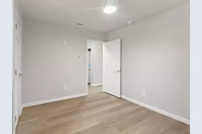 3903 Orlando Court, Dallas, TX 75211 - Photo 12