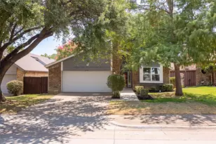 2713 Belmeade Dr, Carrollton, TX 75006 - Photo 1