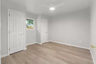 3905 Orlando Ct, Dallas, TX 75211 - Photo 10