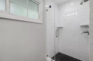 1413 N Wharton St, Sherman, TX 75092 - Photo 18