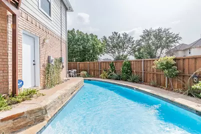 1125 Stone Gate Drive, Irving, TX 75063 - Photo 10
