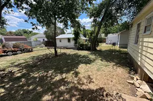 202 W Wheatland Road W, Duncanville, TX 75116 - Photo 12