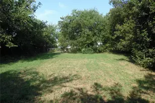 1121 Griggs Ave, Fort Worth, TX 76105 - Photo 8