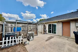 35 W Mountain Ln, Grand Prairie, TX 75052 - Photo 20