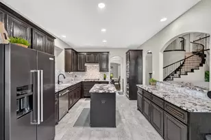 321 Vatican Hill Dr, Little Elm, TX 75068 - Photo 12