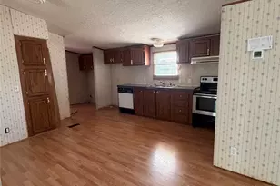 8453 County Rd 1206, Rio Vista, TX 76093 - Photo 12