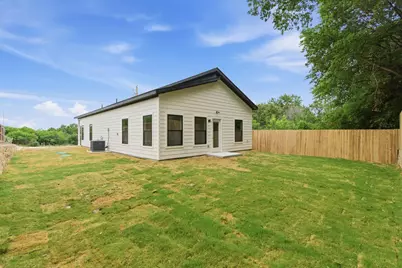2703 Brazos River Drive, Granbury, TX 76048 - Photo 32