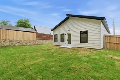 2703 Brazos River Drive, Granbury, TX 76048 - Photo 34