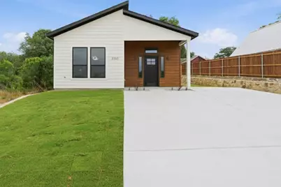 2703 Brazos River Drive, Granbury, TX 76048 - Photo 2