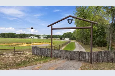 23241 County Road 2159, Troup, TX 75789 - Photo 2