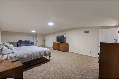 685 County Road 1102, Rio Vista, TX 76093 - Photo 32