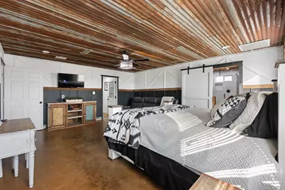 685 County Road 1102, Rio Vista, TX 76093 - Photo 18