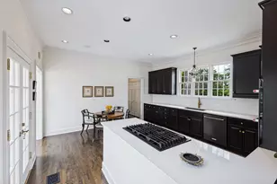 5803 Redwood Ct, Dallas, TX 75209 - Photo 12