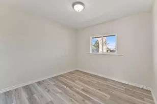 4910 Frontier Rd, Garland, TX 75043 - Photo 14