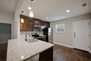 1325 White Sand Dr, Pelican Bay, TX 76020 - Photo 10