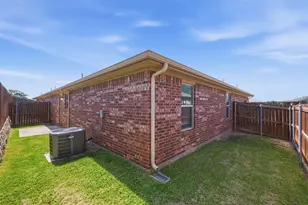 1325 White Sand Dr, Pelican Bay, TX 76020 - Photo 26