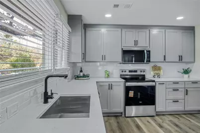 805 Ross Trail, Arlington, TX 76012 - Photo 10