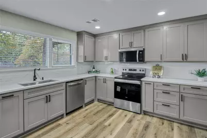 805 Ross Trail, Arlington, TX 76012 - Photo 18