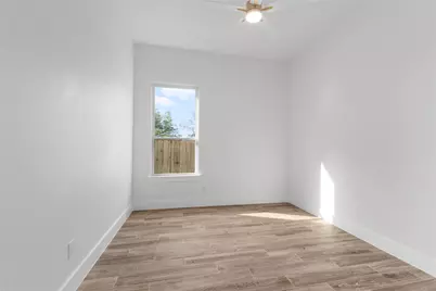 2312 25th Street, Fort Worth, TX 76164 - Photo 22