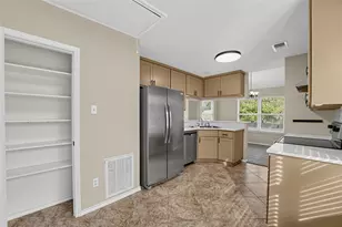 1335 Jasmine Dr, Lewisville, TX 75077 - Photo 12