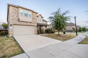 2013 Lake Moss Ln, Little Elm, TX 75068 - Photo 2