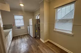 600 Monticello Dr, Fort Worth, TX 76107 - Photo 8