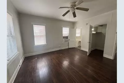 600 Monticello Drive #2, Fort Worth, TX 76107 - Photo 2