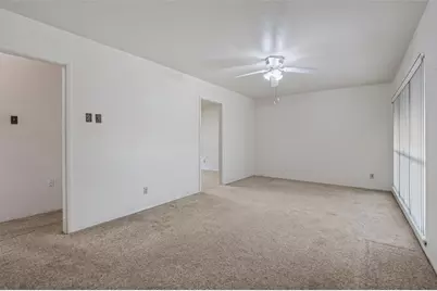 2528 Rugby Lane, Farmers Branch, TX 75234 - Photo 8