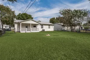 2528 Rugby Ln, Farmers Branch, TX 75234 - Photo 12