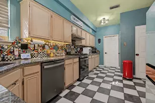 925 Rio Vista Ln, Arlington, TX 76017 - Photo 14