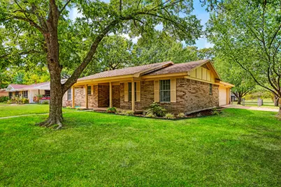 210 31st Street SW, Paris, TX 75460 - Photo 2