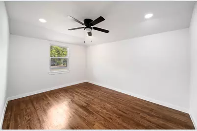 2451 Hudspeth Avenue, Dallas, TX 75216 - Photo 2