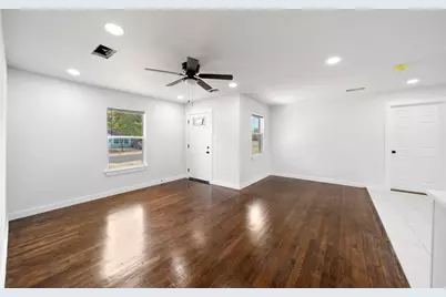 2451 Hudspeth Avenue, Dallas, TX 75216 - Photo 12