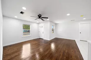 2451 Hudspeth Ave, Dallas, TX 75216 - Photo 12