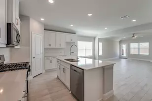2902 Italia Ter, Princeton, TX 75407 - Photo 2