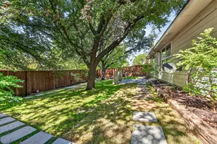 929 Warbler, Aubrey, TX 76227 - Photo 30