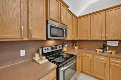 929 Warbler, Aubrey, TX 76227 - Photo 6