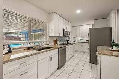 633 Lewis Drive, Hurst, TX 76054 - Photo 4