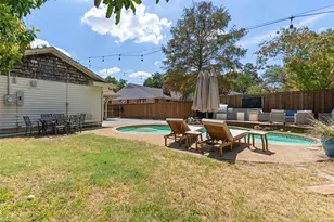 6759 E Mockingbird Ln, Dallas, TX 75214 - Photo 32