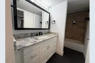 5740 Martel Avenue #B12, Dallas, TX 75206 - Photo 10