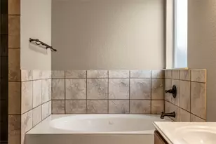 8600 Corral Cir, Fort Worth, TX 76244 - Photo 28