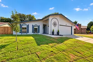 4721 Woodfield Dr, Arlington, TX 76016 - Photo 2