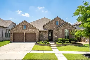 1217 7th St, Argyle, TX 76226 - Photo 2