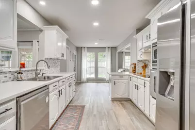 2637 Surrey Woods Road, Flower Mound, TX 75028 - Photo 12