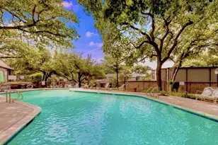 2709 Fairway Park St, Grand Prairie, TX 75050 - Photo 4