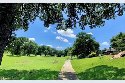 2709 Fairway Park Street, Grand Prairie, TX 75050 - Photo 2